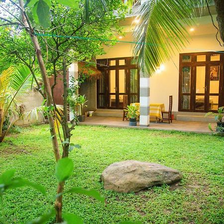 Sunliya Resort Тангале Екстериор снимка