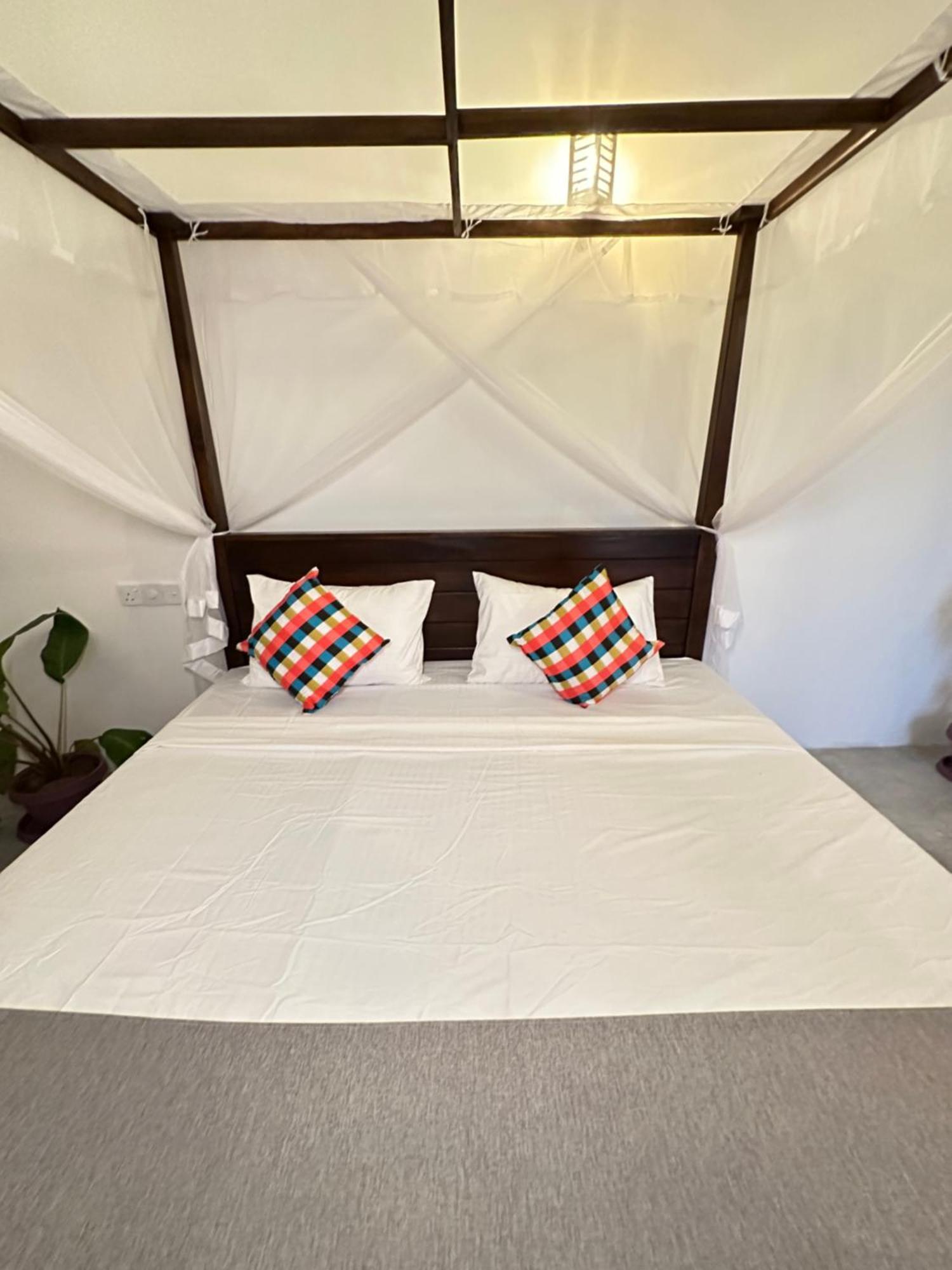 Sunliya Resort Тангале Екстериор снимка