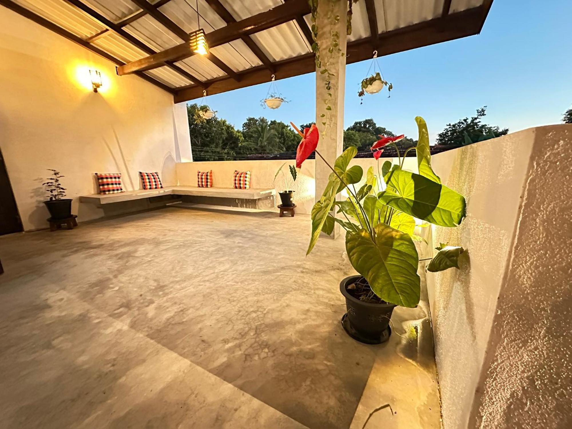Sunliya Resort Тангале Екстериор снимка
