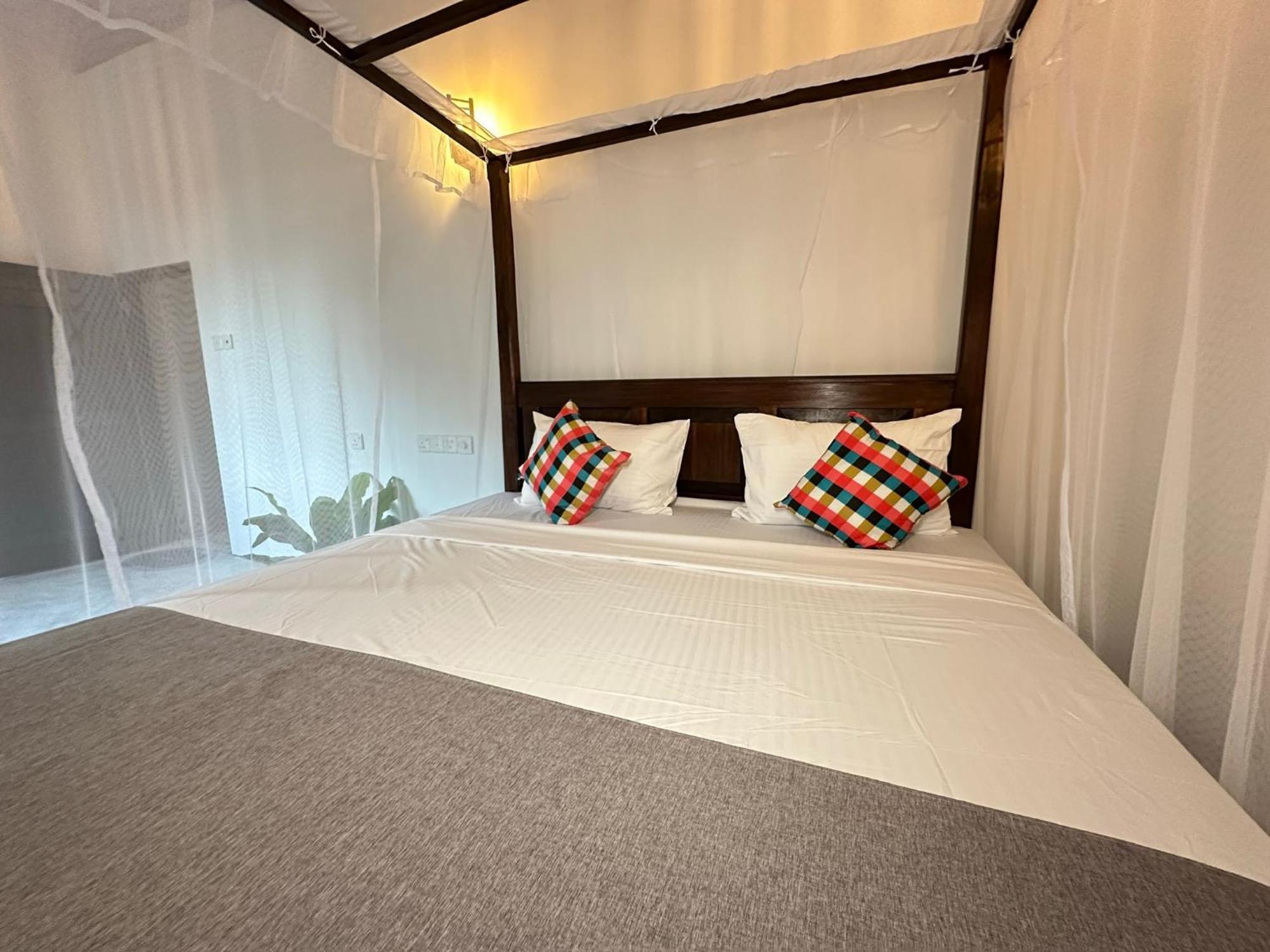 Sunliya Resort Тангале Екстериор снимка