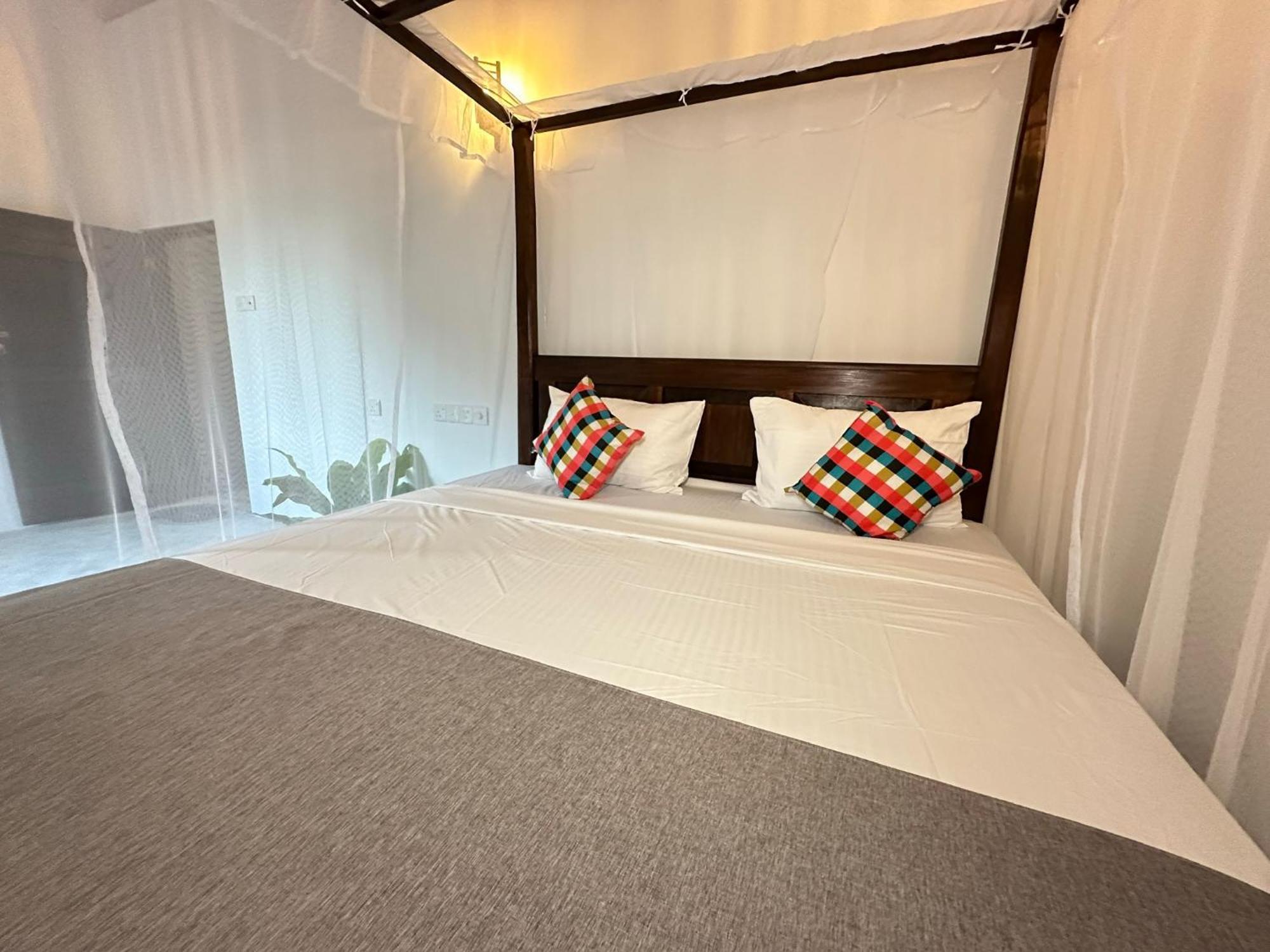 Sunliya Resort Тангале Екстериор снимка