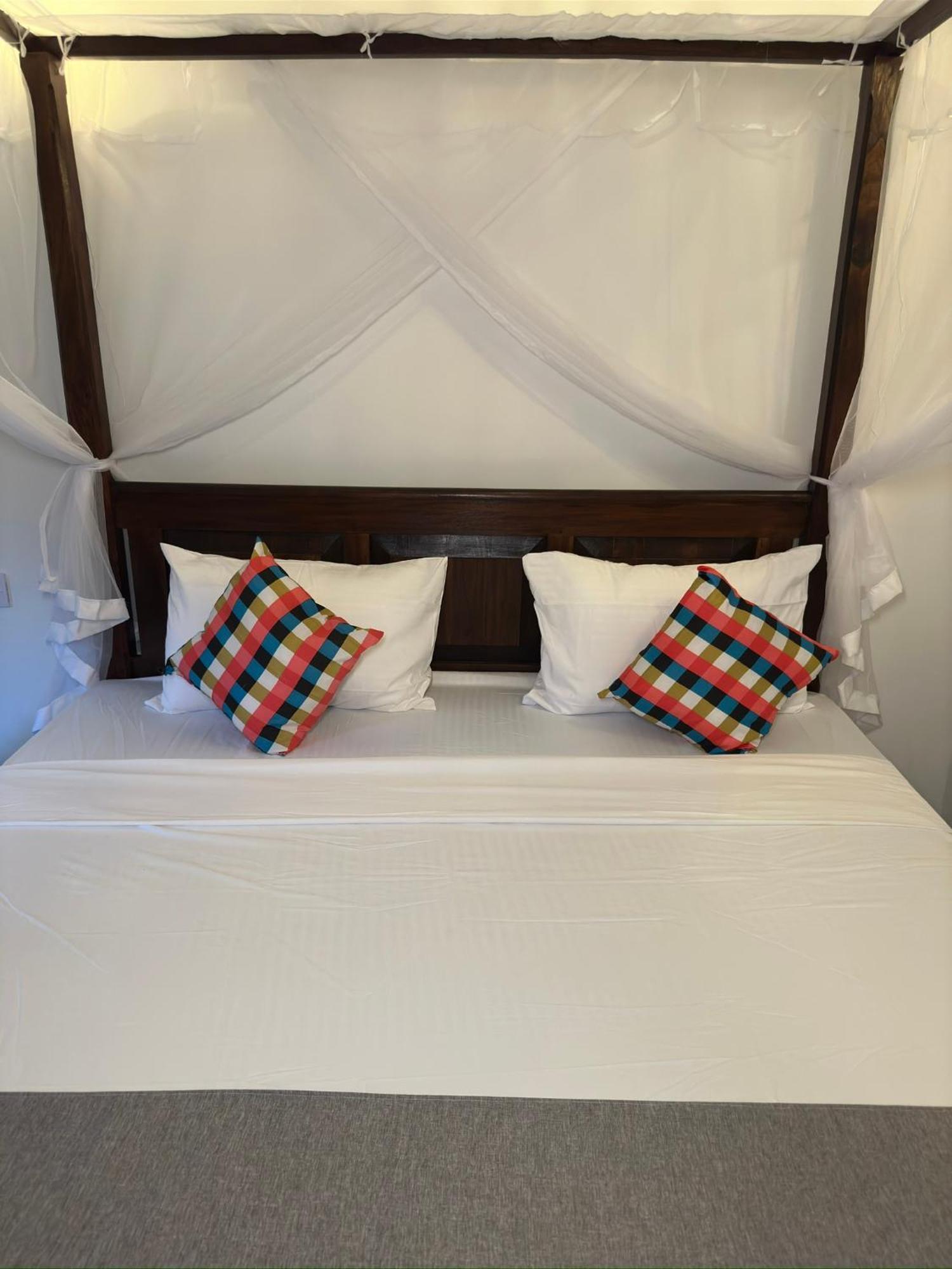Sunliya Resort Тангале Екстериор снимка