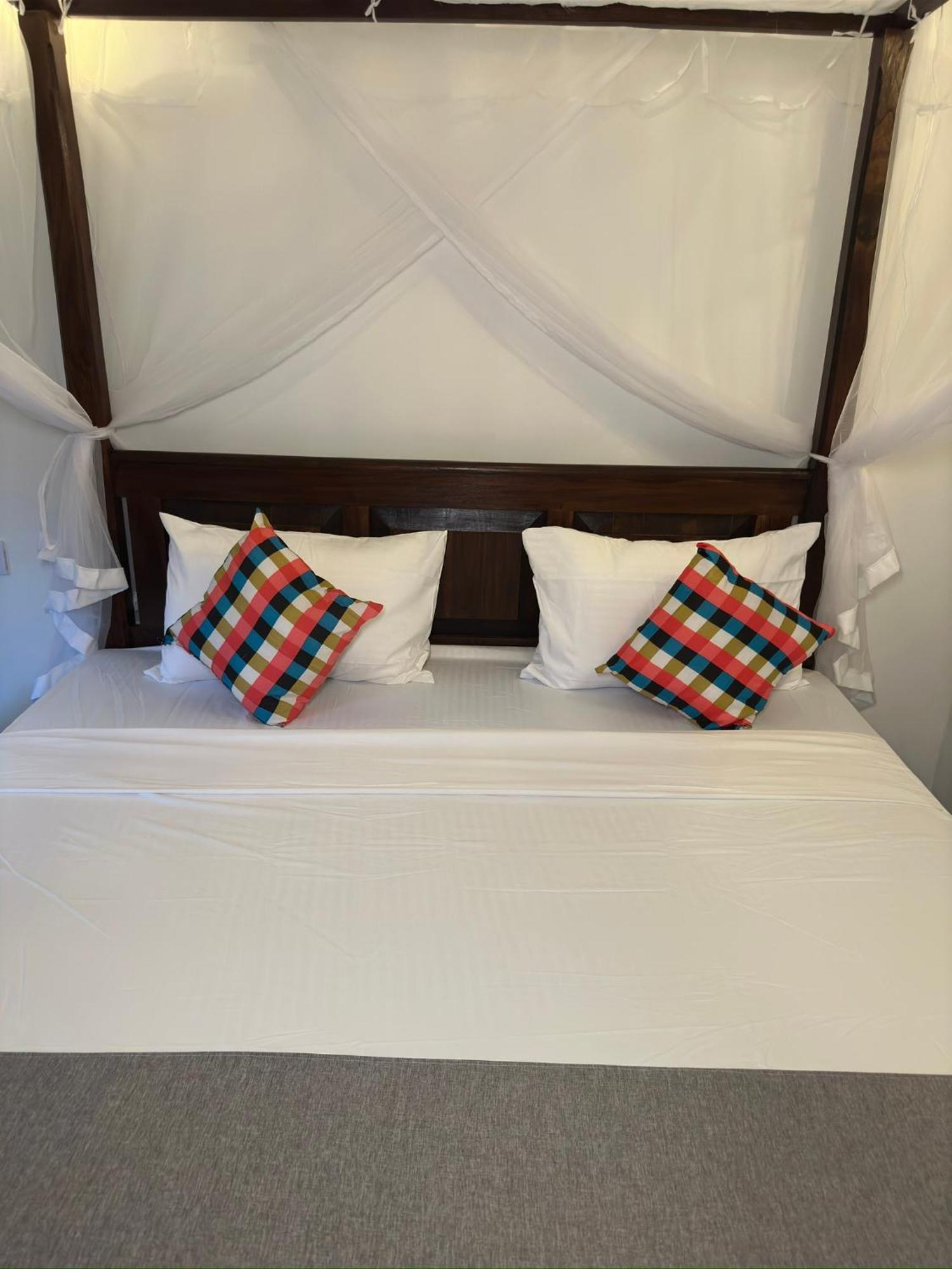 Sunliya Resort Тангале Екстериор снимка